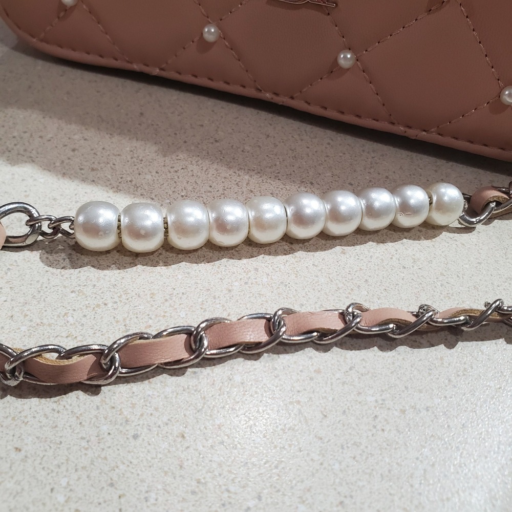 Badgley Mischka Pink Quilted Faux Leather Pearl Embellished Chain Crossbody - Picture 9 of 9